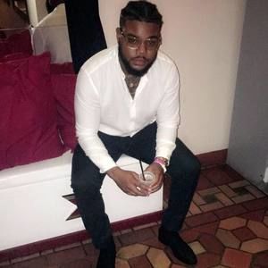 Meet your Posher, Erron