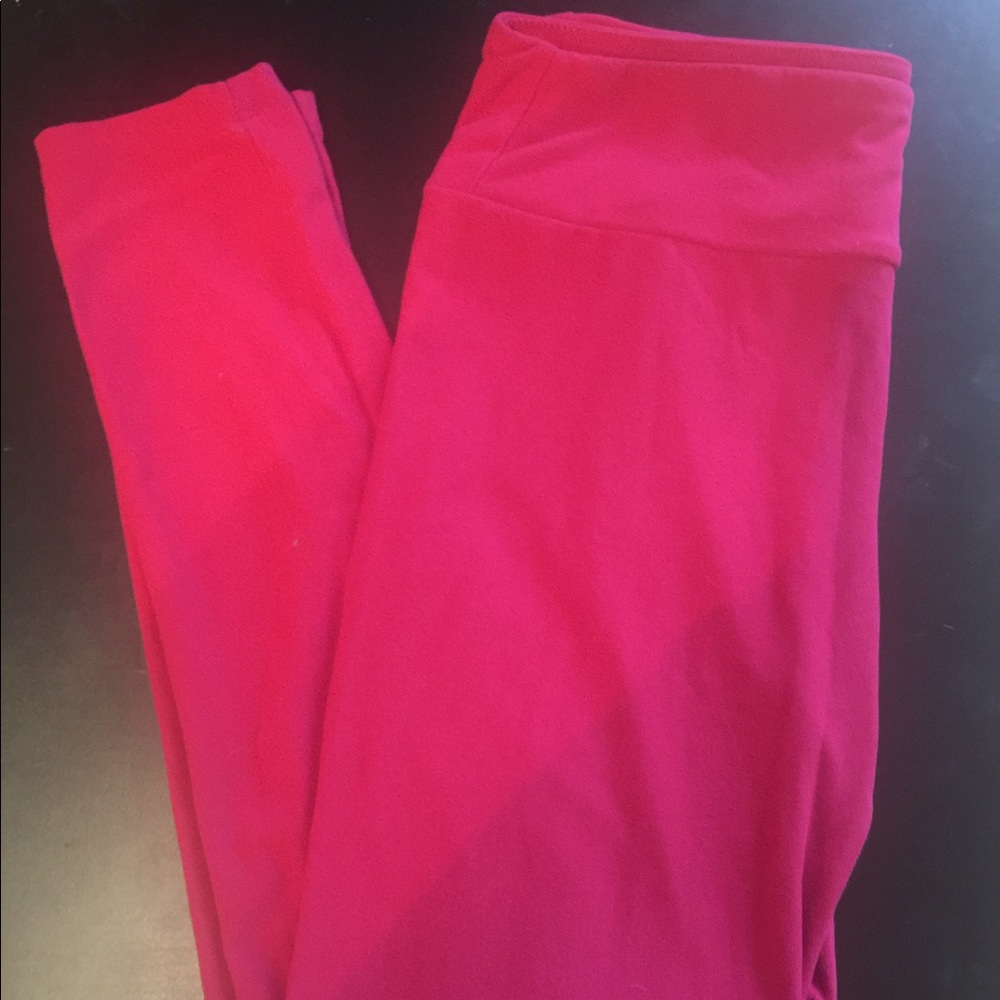 Hot pink LuLaRoe leggings OS