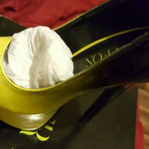 Paper Fox Nadira Heels size 7