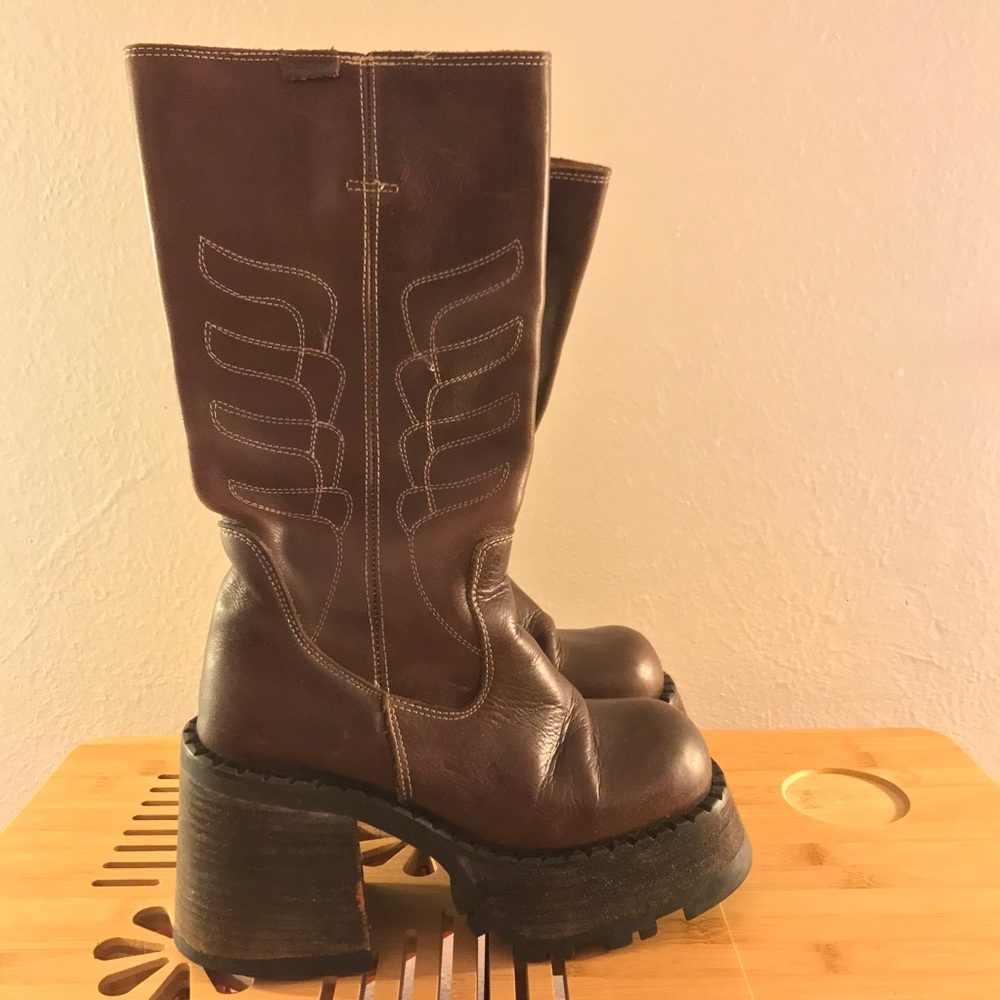90s Chocolate Leather Platform Boots with Lug Sole