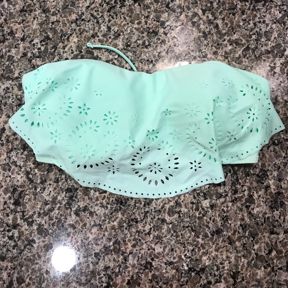 Xhiliration Bikni Top Bandeau