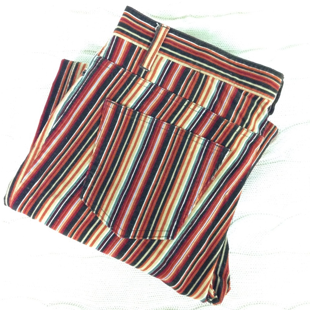 Gap vertical striped cords with vintage vibe