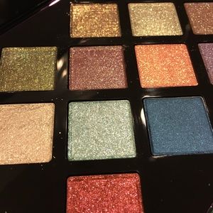 Fenty Beauty Galaxy Eyeshadow Palette