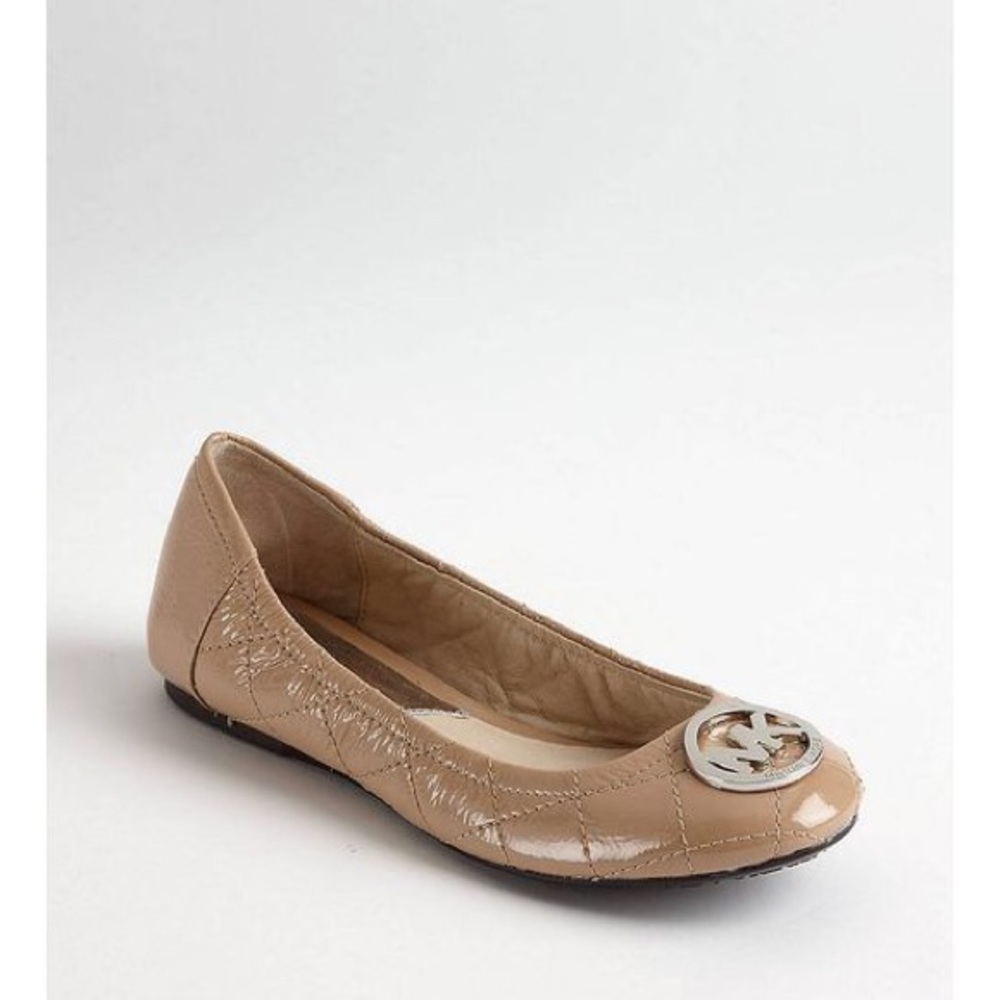 Michael Kors Flats ✨