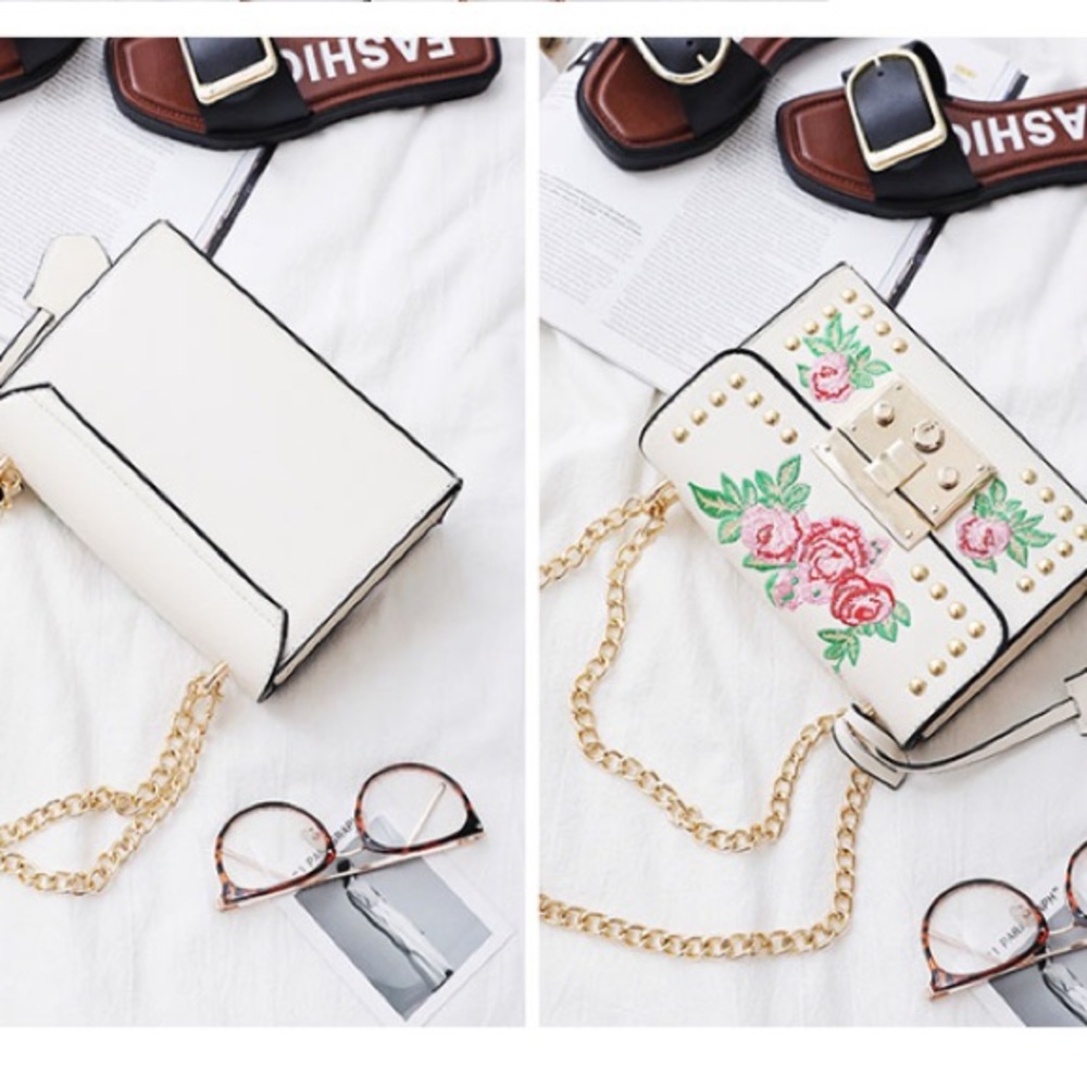 !!LAST ONE!! Small Shoulder Flower Embroidery Bag - Picture 2 of 6