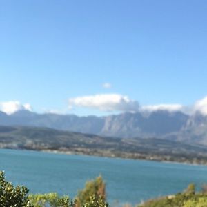 Meet your Posher, Sebastian