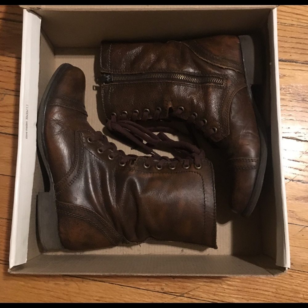 Steve Madden Brown Lace Up Troopa Leather Booties