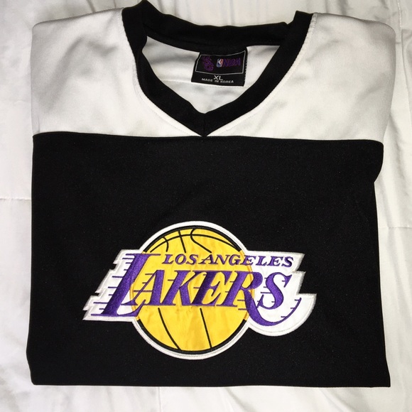 Lakers Jersey - Picture 2 of 8