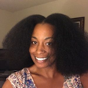 Meet your Posher, Ayana