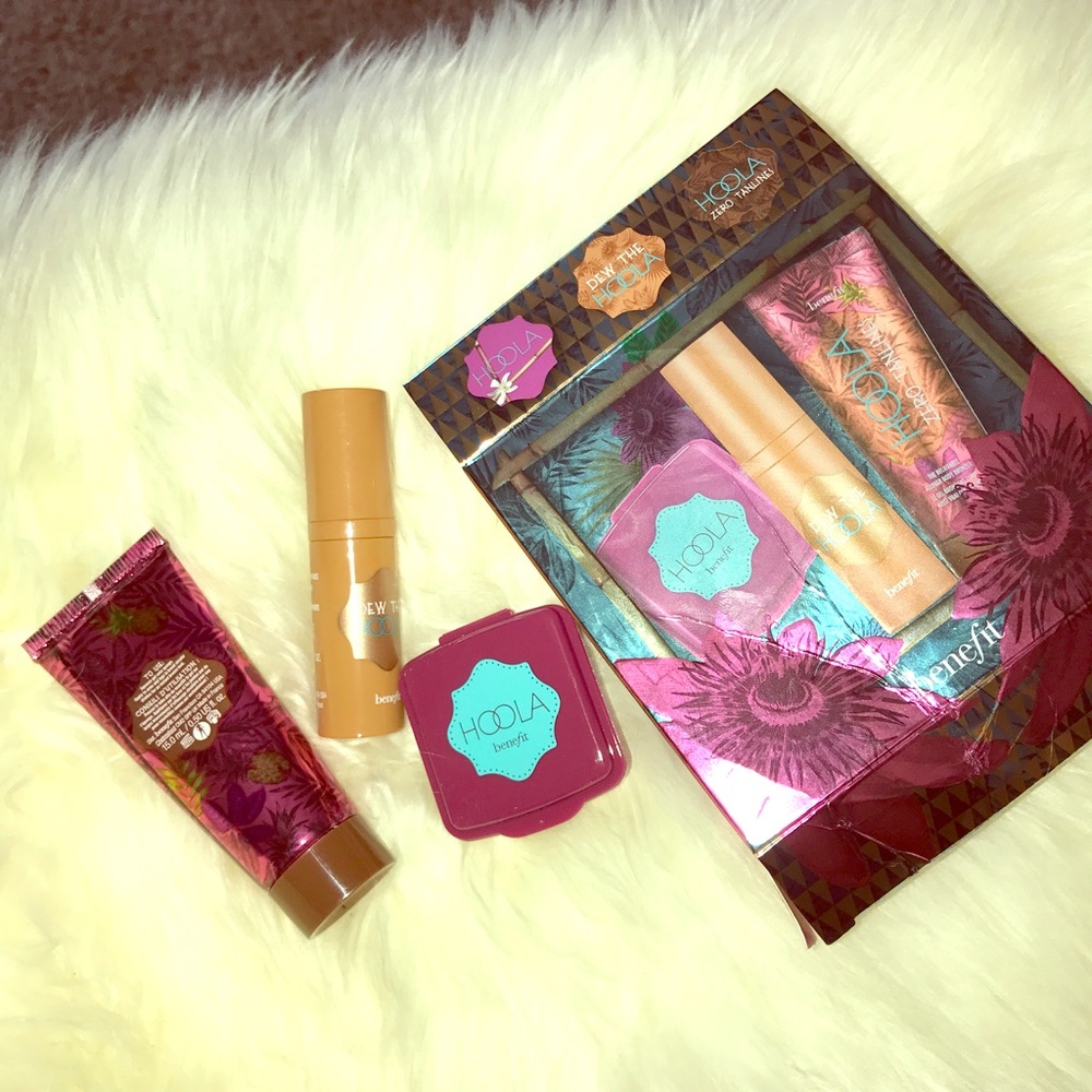 Benefit cosmetics hoola