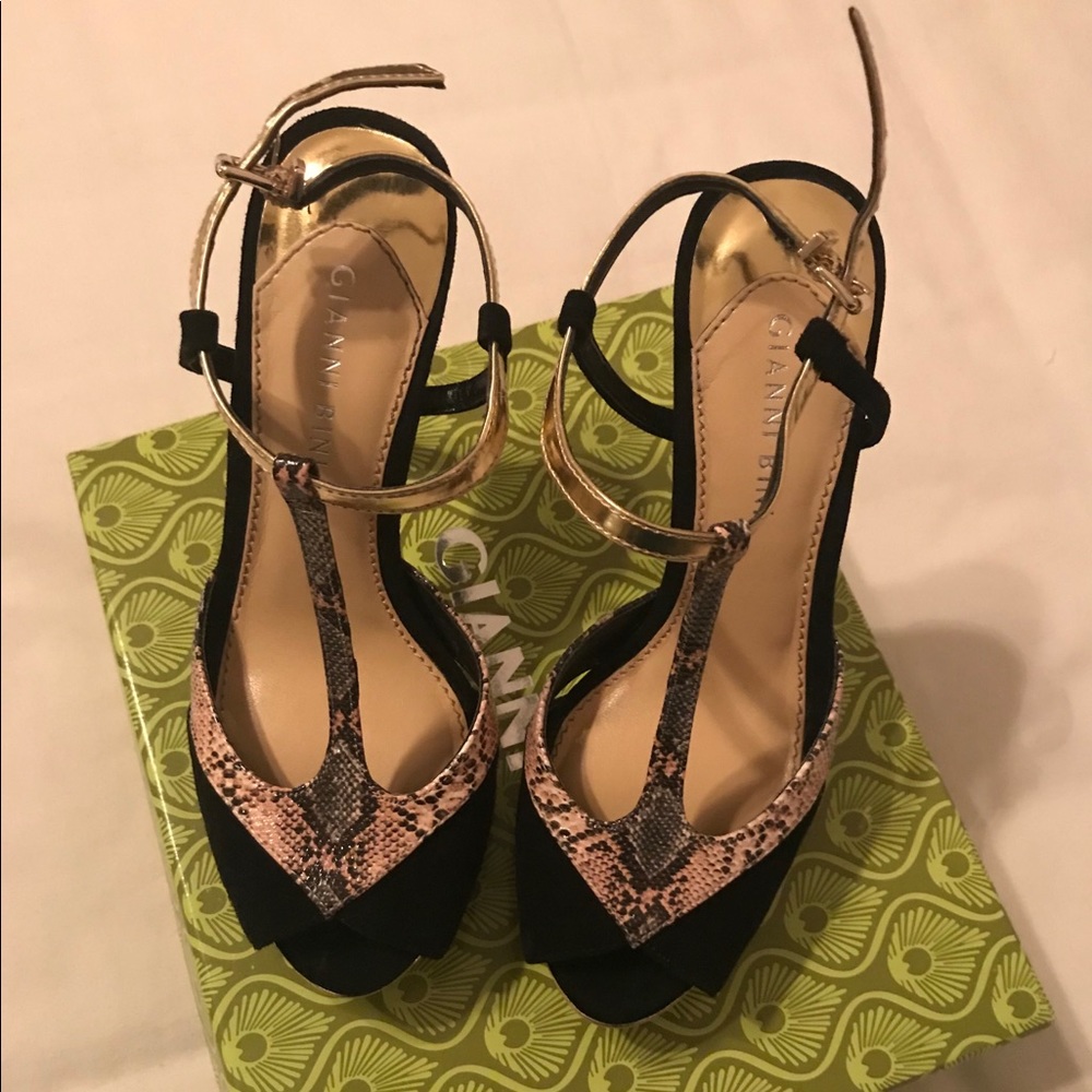 Great Holiday Shoe