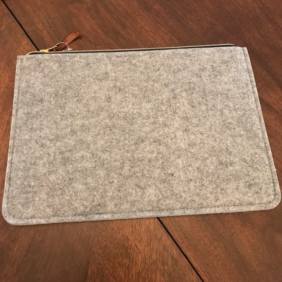 Grey clutch - Picture 1 of 1