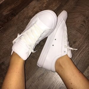 Converse All White Leather Upper