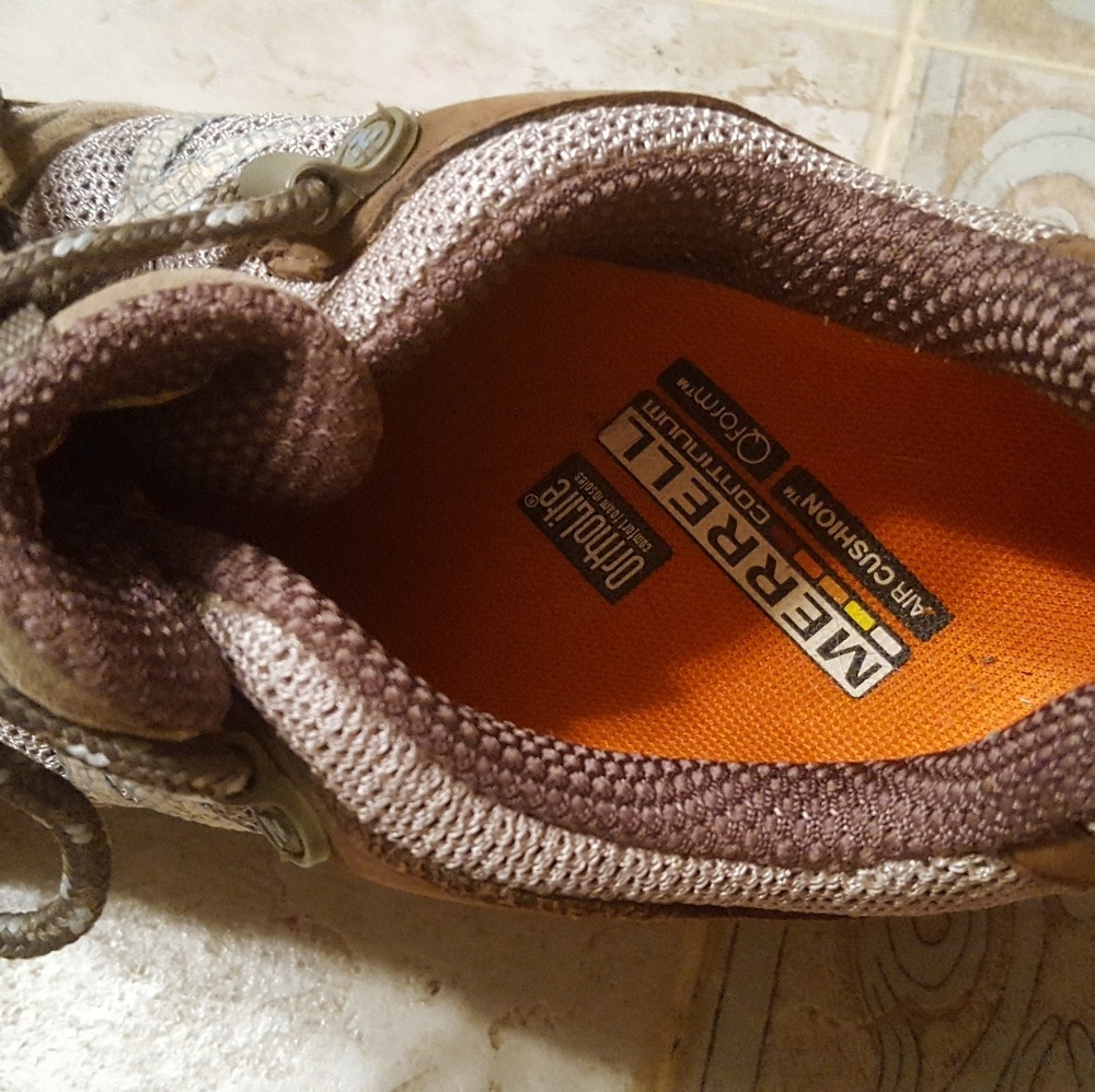 Merrell - Picture 2 of 4