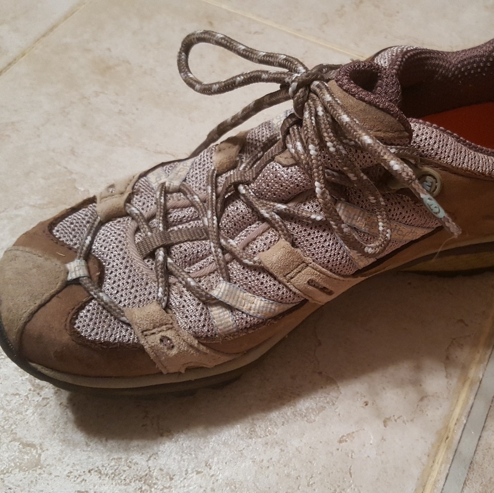 Merrell - Picture 3 of 4
