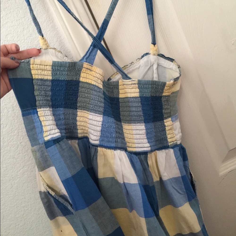 Dress - Picture 3 of 3
