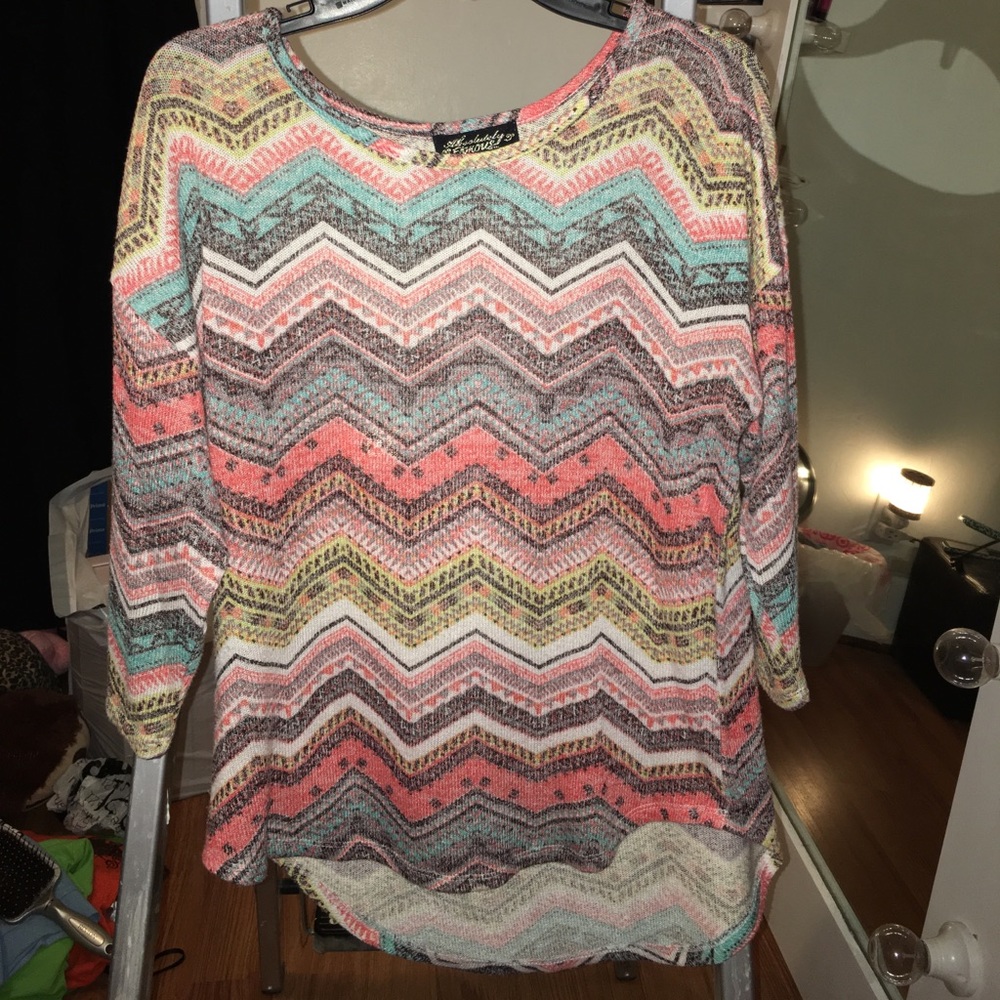 Long sleeve knit shirt