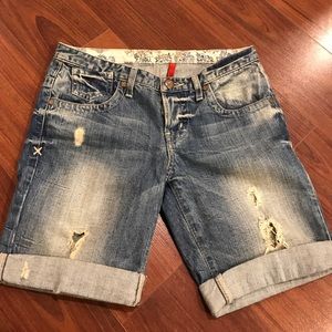 Distressed Boyfriend shorts
