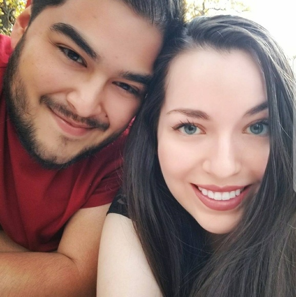 Meet your Posher, Celeste - Picture 2 of 8