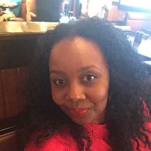 Meet your Posher, Angela