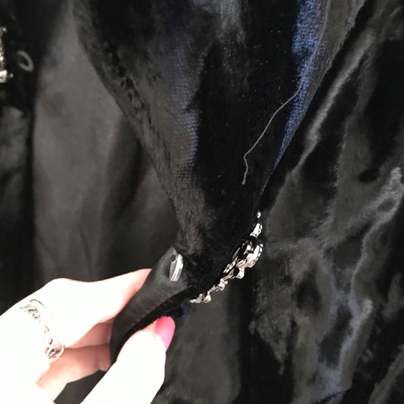 Furry Jacket With Jeweled Clasp NWT - Picture 3 of 8