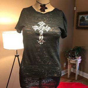 Cowgirl hardware t- shirt medium