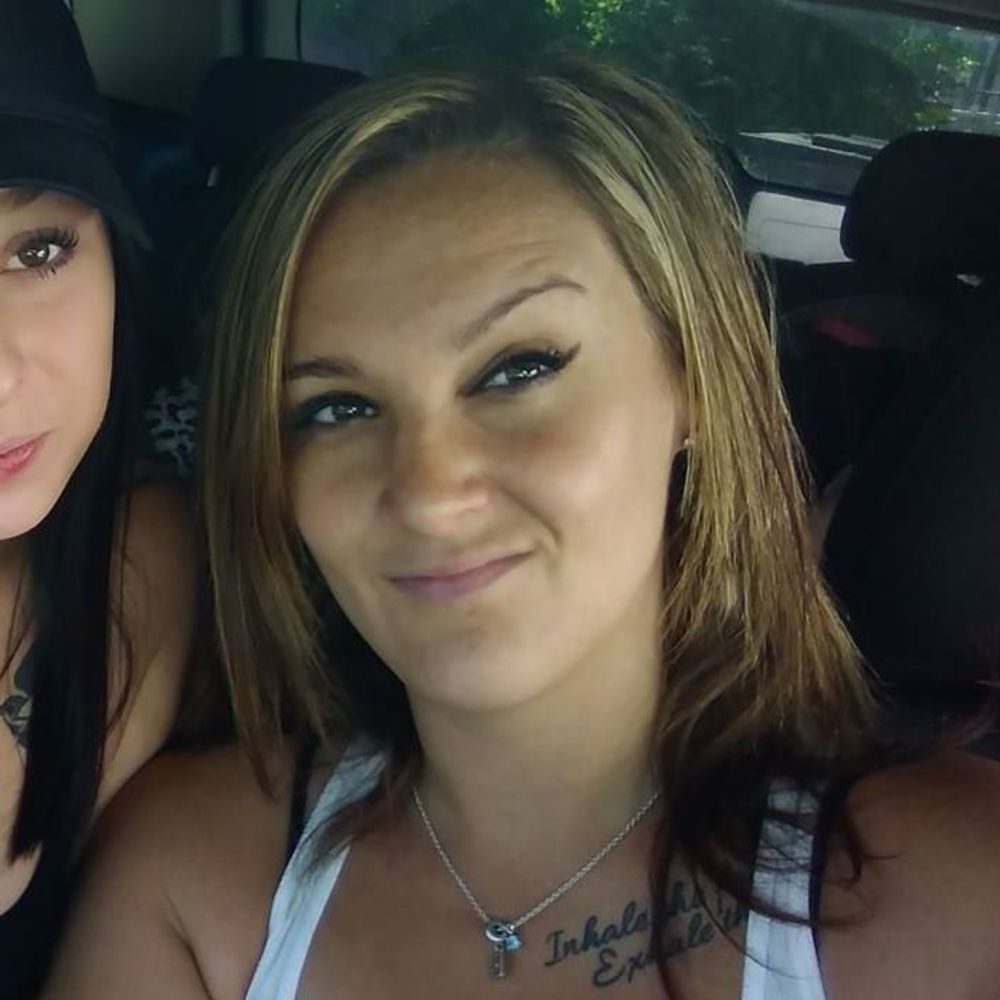 Meet your Posher, Laurie