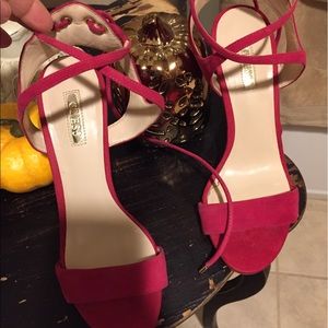 Guess Hot pink open toe 4" inch heels
