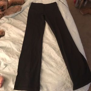 Size 4 lulu lemon flare yoga pants - black