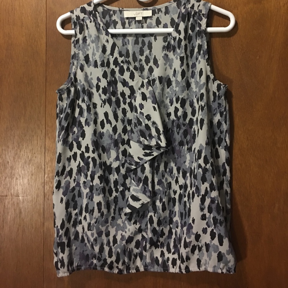 Loft sleeveless blouse