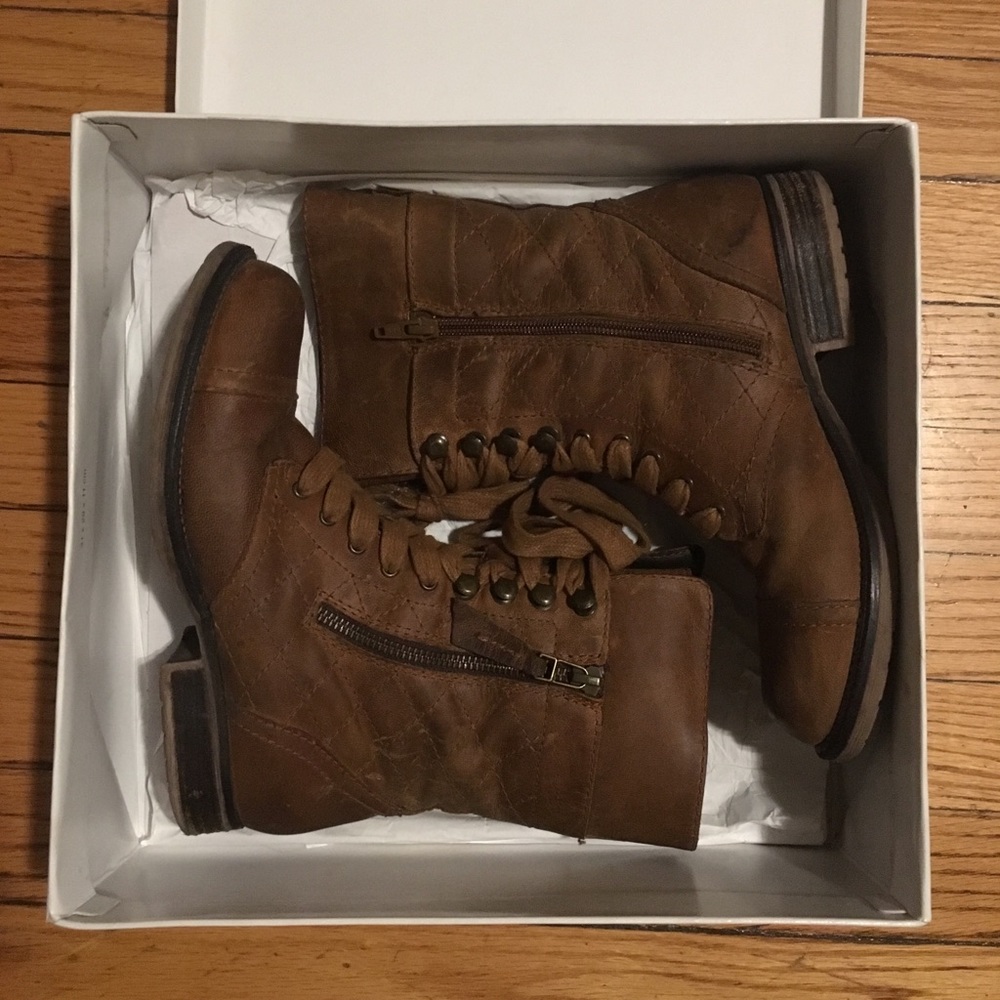 Steve Madden Brown Davos Leather Booties