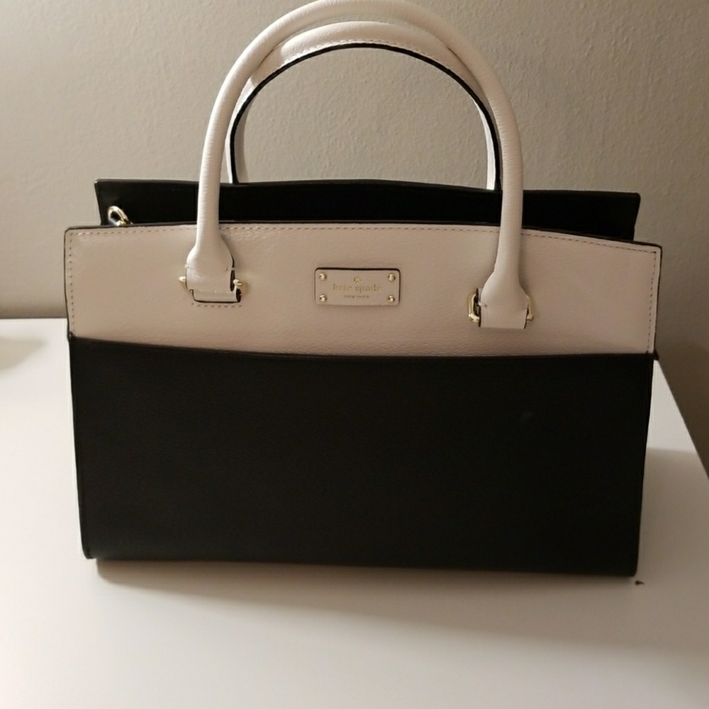 BRAND NEW Kate Spade bag