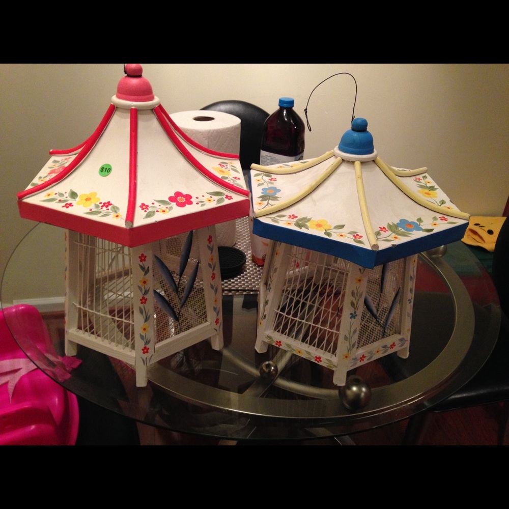 Pagota Style Handmade Bird Cages