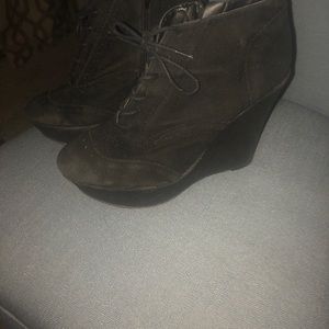 Wedge booties