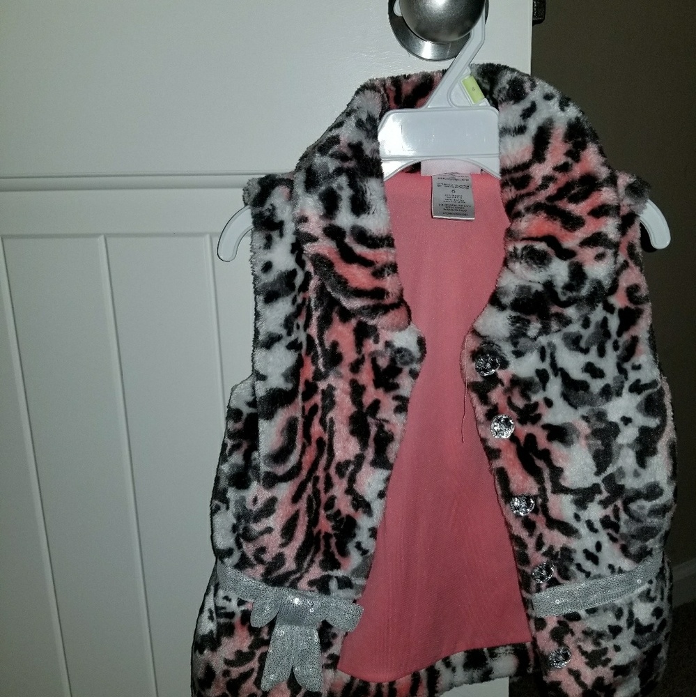Girls vest