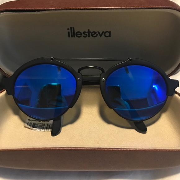 Illesteva Sunglasses Blue and Black