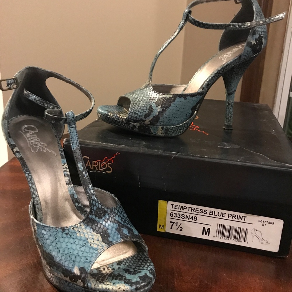 Carlos Santana Blue Multi heels. Size 7 1/2