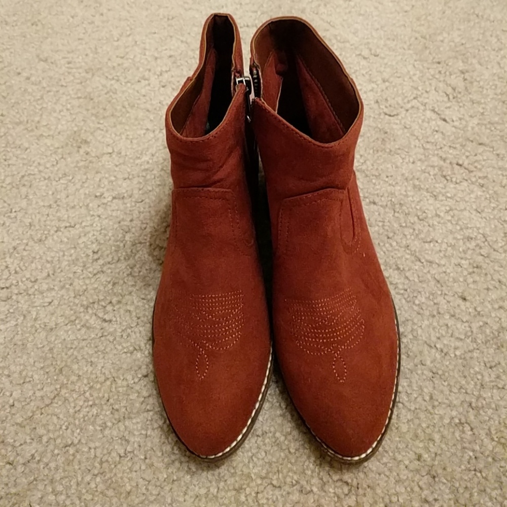 Brand new DV8 booties