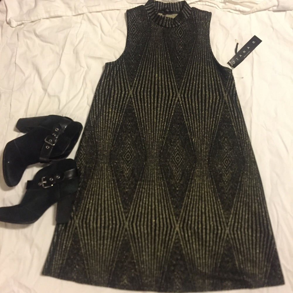 🎀Black gold Knit Mock Neck Trapeze dress🎀