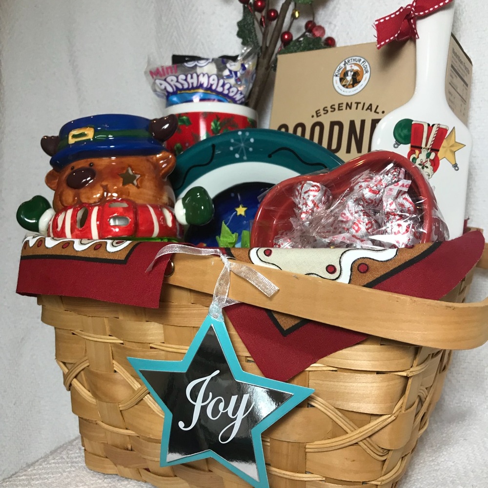 SALE/Christmas Cookie Basket