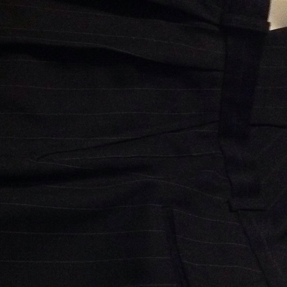 Stunning classic navy pinstriped suit Milano Italy
