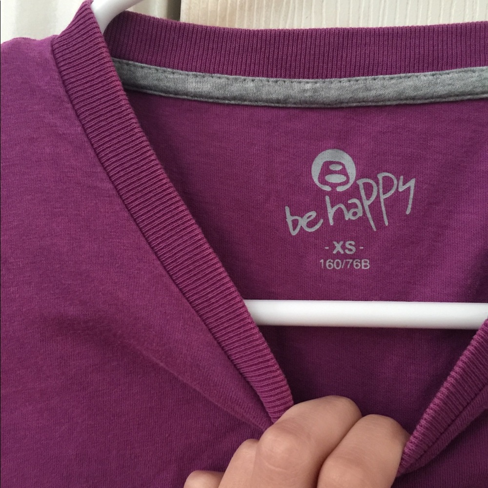Tops - Picture 6 of 8