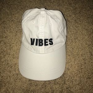 White VS Pink “vibes” baseball hat