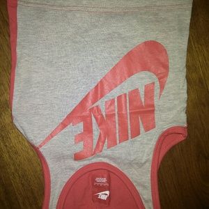 Nike tank