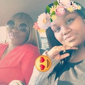 Meet your Posher, Reneisha