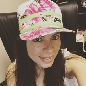 Meet your Posher, Courtney