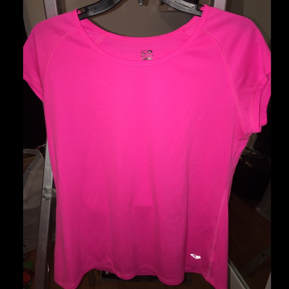 Short sleeve T-shirt
