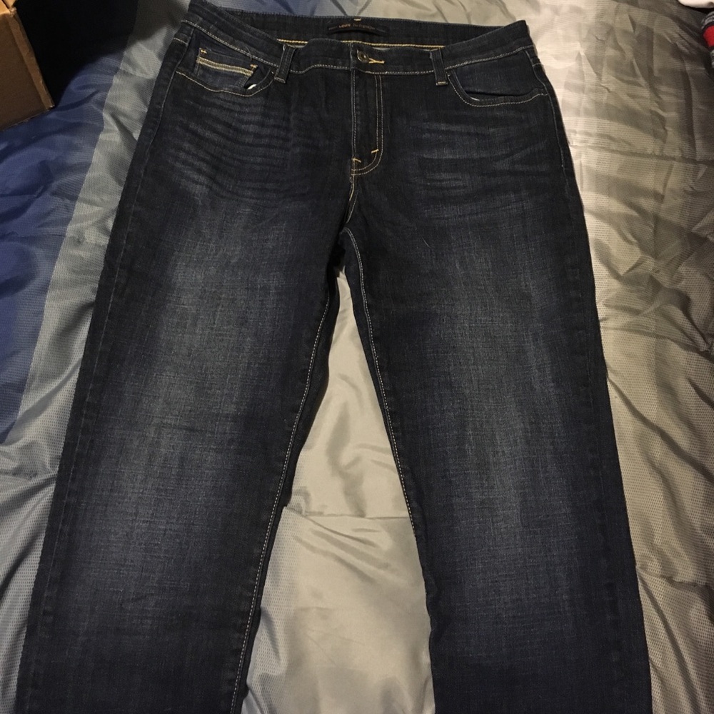Levi’s women’s jeans