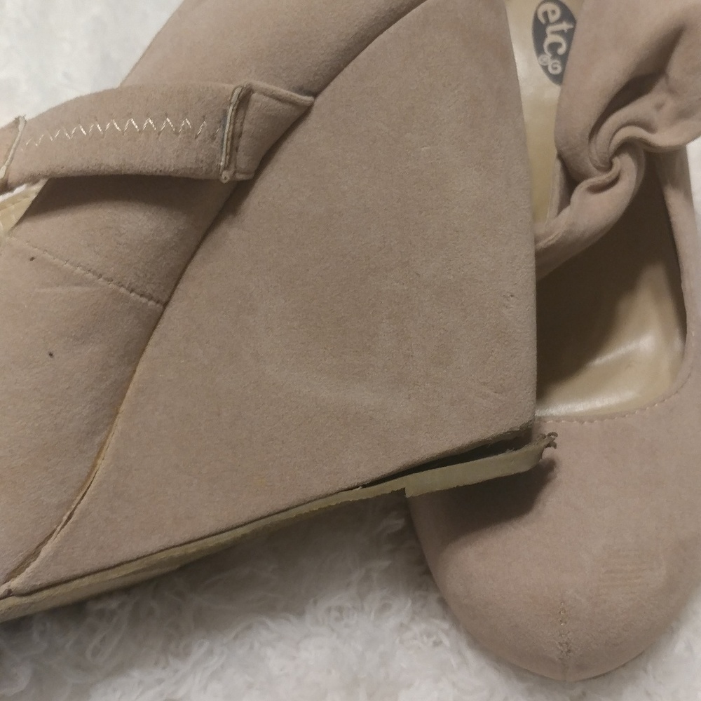 Bow Rue 21 Wedges - Picture 5 of 6