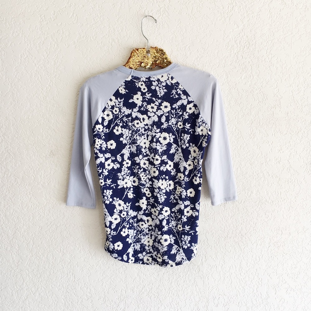 Lularoe Randy Baseball Tee - Picture 2 of 5
